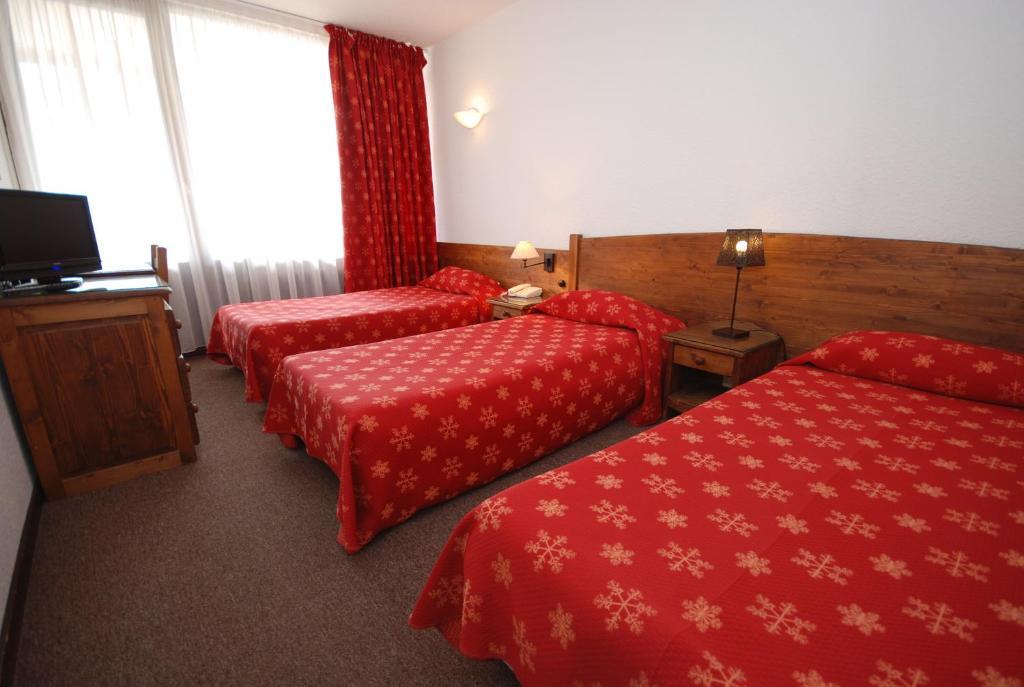 Hotel Plein Sud Serre Chevalier Oda fotoğraf